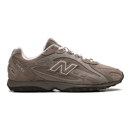 NB 204L Mushroom Arid Stone | Zalorah